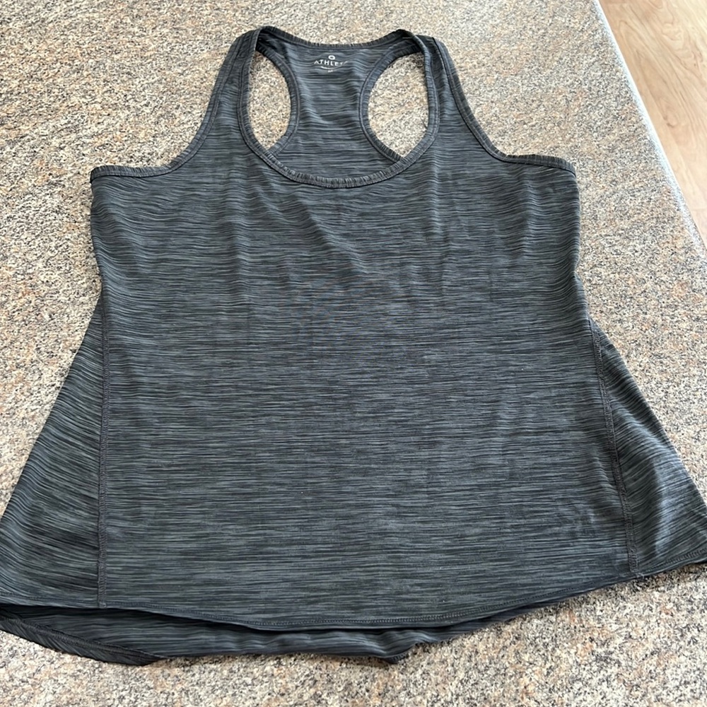 Athlete razorback top size medium